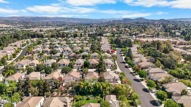 4317 Timberdale Road, Moorpark, CA 93021
