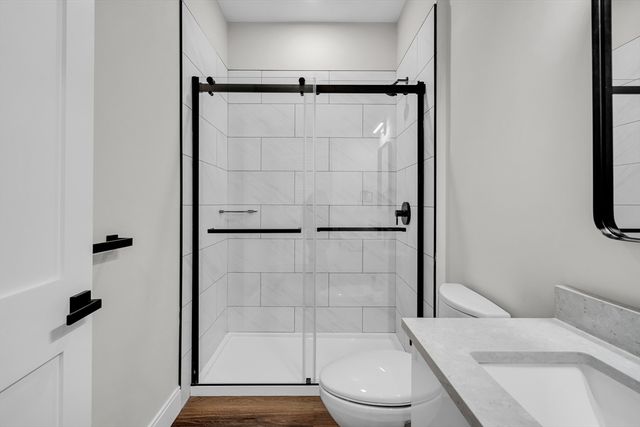 63 Belgrade Ave 403, Boston, MA 02131