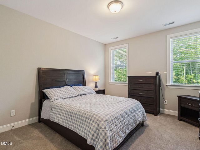 196 W Amber Oak Drive, Selma, NC 27576
