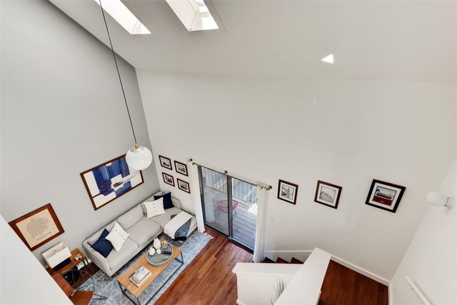 1411 Norwalk LN 210, Austin, TX 78703
