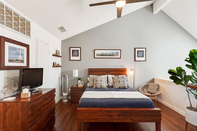1411 Norwalk LN 210, Austin, TX 78703