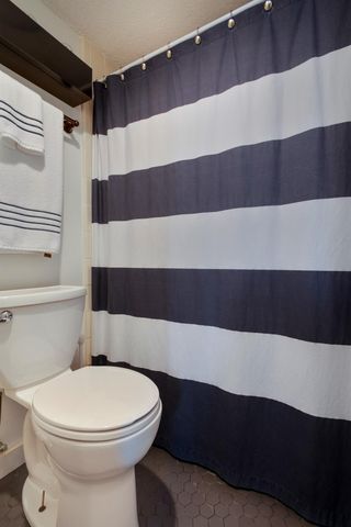 1411 Norwalk LN 210, Austin, TX 78703