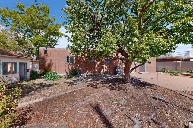 118 Placita De Oro, Santa Fe, NM 87501