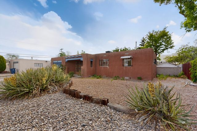 118 Placita De Oro, Santa Fe, NM 87501