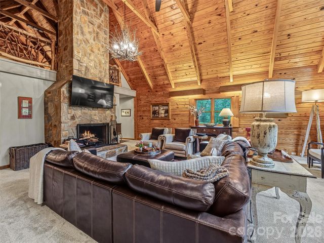 280 Laurel Creek, Cedar Mountain, NC 28718