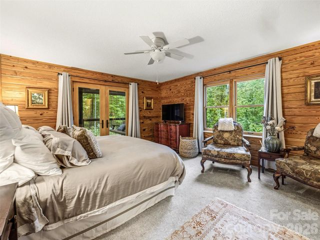 280 Laurel Creek, Cedar Mountain, NC 28718