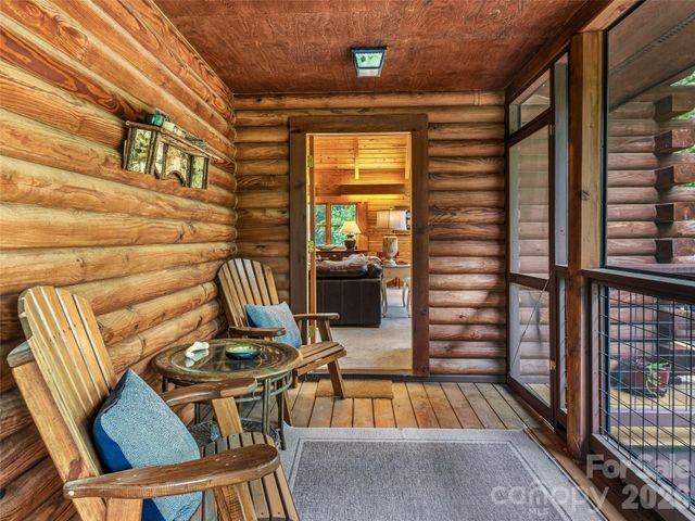 280 Laurel Creek, Cedar Mountain, NC 28718