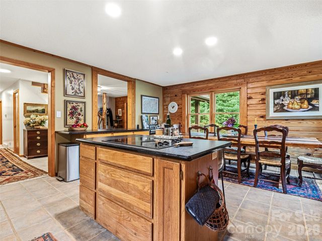 280 Laurel Creek, Cedar Mountain, NC 28718