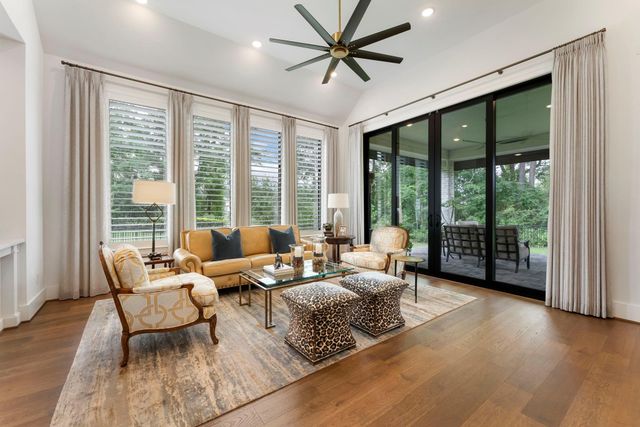 115 Emerald Isle Court, Montgomery, TX 77316
