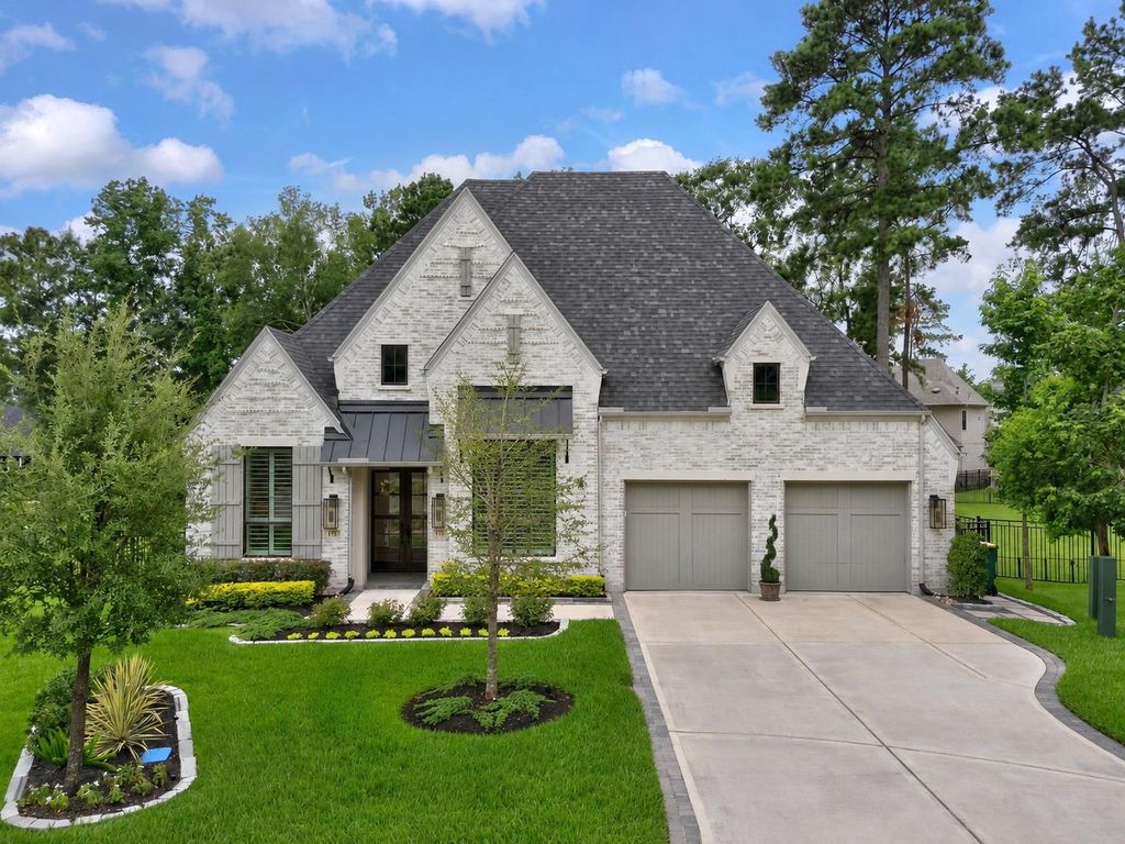 115 Emerald Isle Court, Montgomery, TX 77316