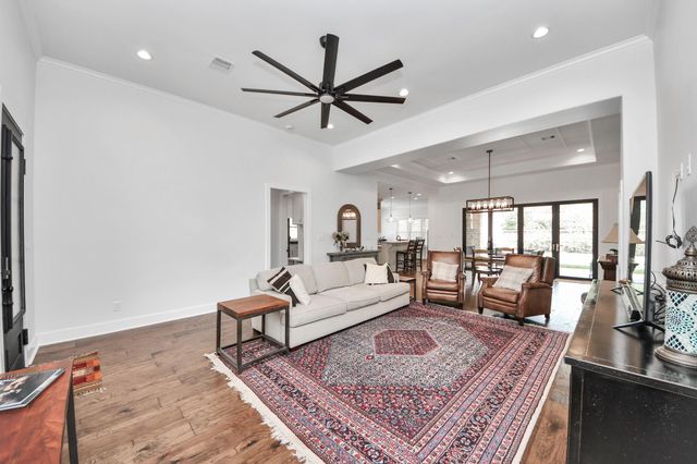 511 Kyle Street, Sugar Land, TX 77478