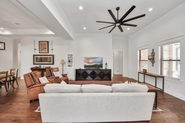 511 Kyle Street, Sugar Land, TX 77478