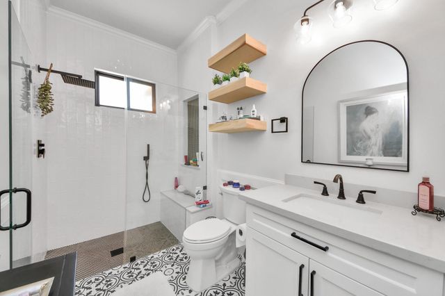511 Kyle Street, Sugar Land, TX 77478