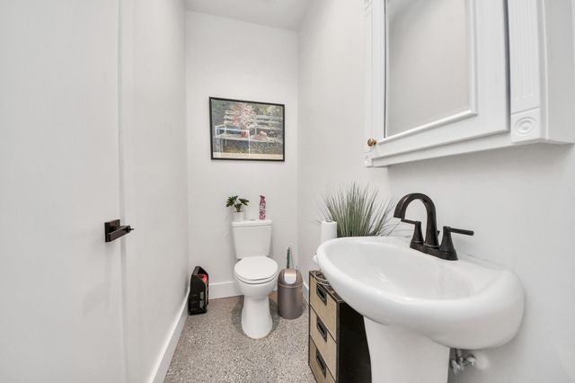 511 Kyle Street, Sugar Land, TX 77478