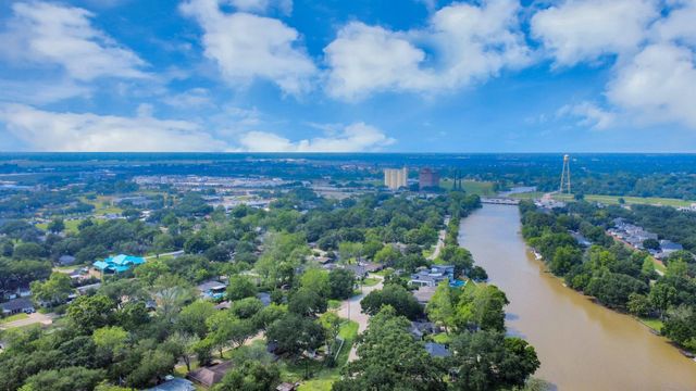 511 Kyle Street, Sugar Land, TX 77478