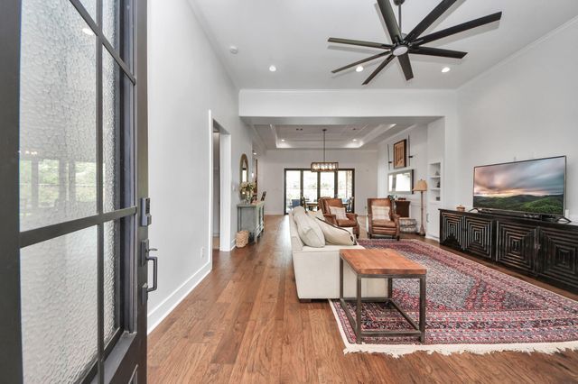 511 Kyle Street, Sugar Land, TX 77478