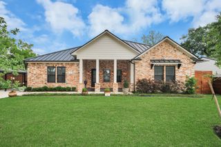 511 Kyle Street, Sugar Land, TX 77478