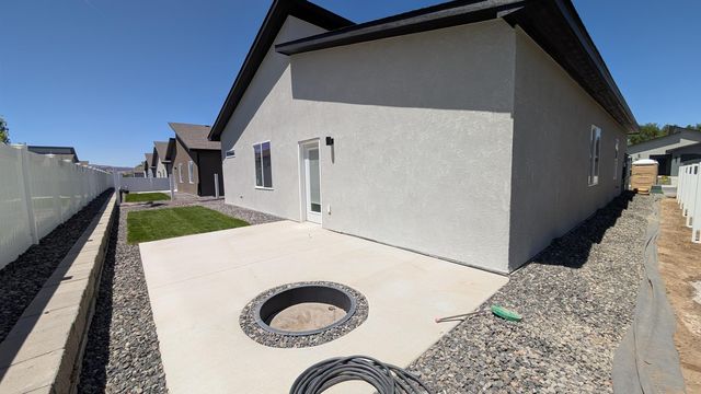 1670 Rusty Rivet Road, Fruita, CO 81521