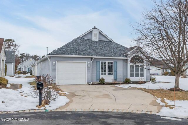 18 Rumford Court, Jackson, NJ 08527