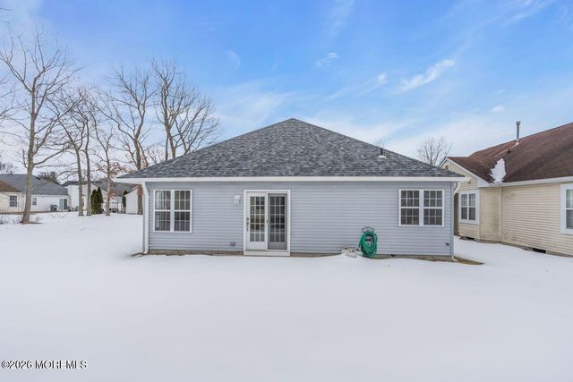 18 Rumford Court, Jackson, NJ 08527