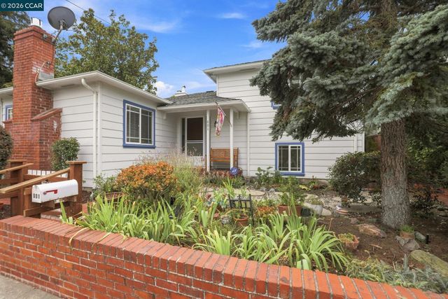 601 Alhambra St, Crockett, CA 94525