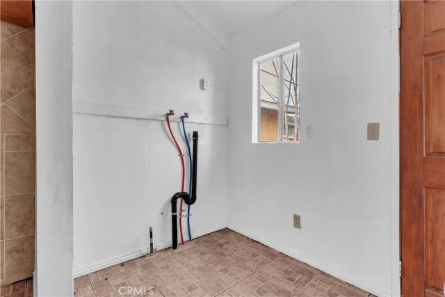 657 E 53rd, Los Angeles, CA 90011