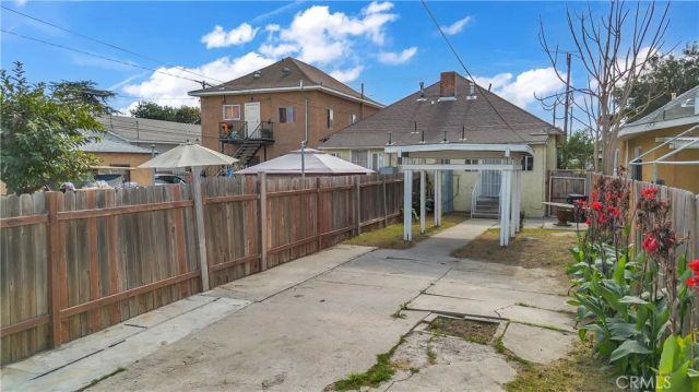 657 E 53rd, Los Angeles, CA 90011