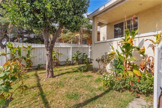 657 E 53rd, Los Angeles, CA 90011