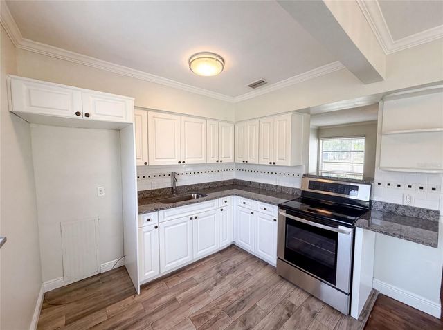 6129 5TH AVENUE N, St Petersburg, FL 33710