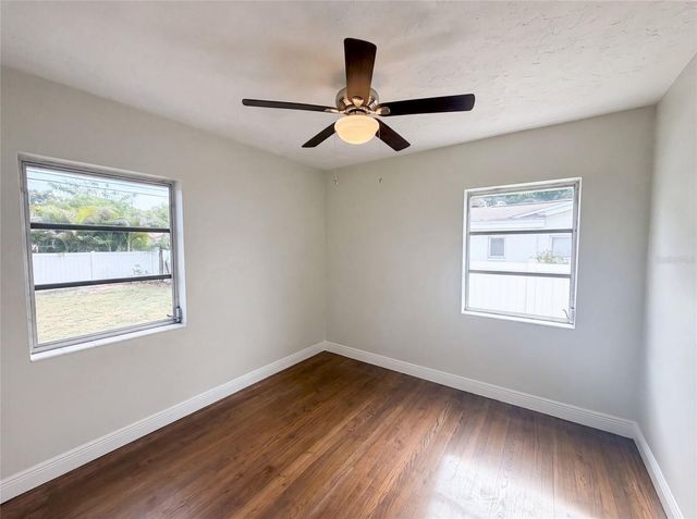 6129 5TH AVENUE N, St Petersburg, FL 33710