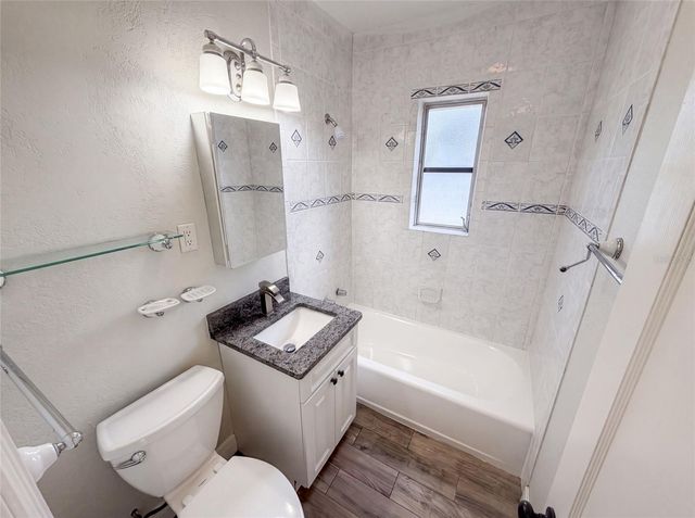 6129 5TH AVENUE N, St Petersburg, FL 33710