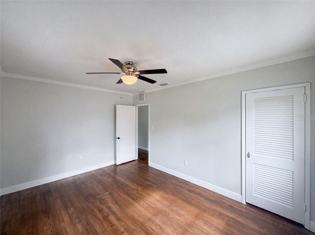 6129 5TH AVENUE N, St Petersburg, FL 33710
