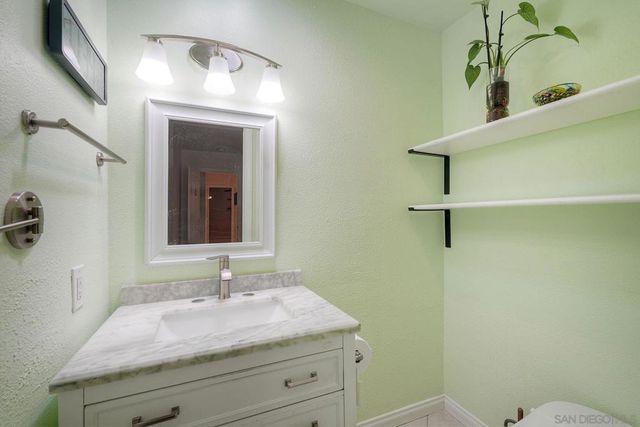 3597 Pear Blossom Drive, Oceanside, CA 92057