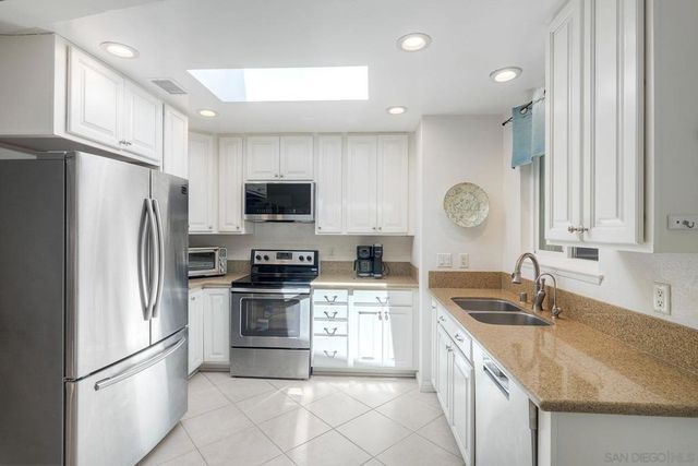 3597 Pear Blossom Drive, Oceanside, CA 92057