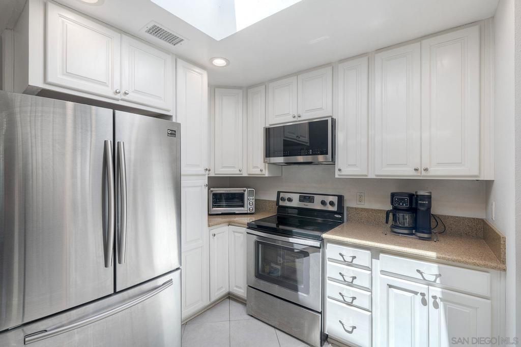 3597 Pear Blossom Drive, Oceanside, CA 92057 — photo 3