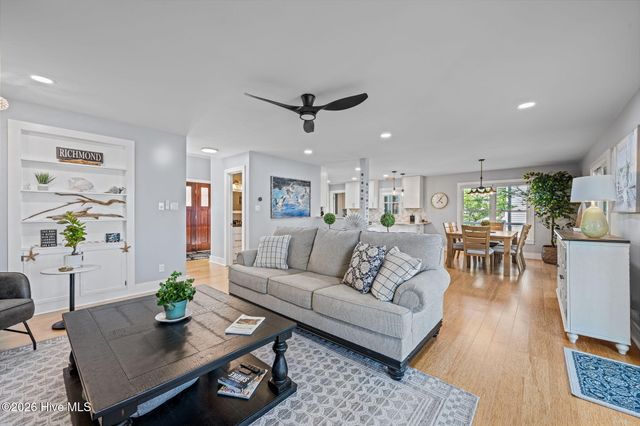 904 Coral Court, New Bern, NC 28560