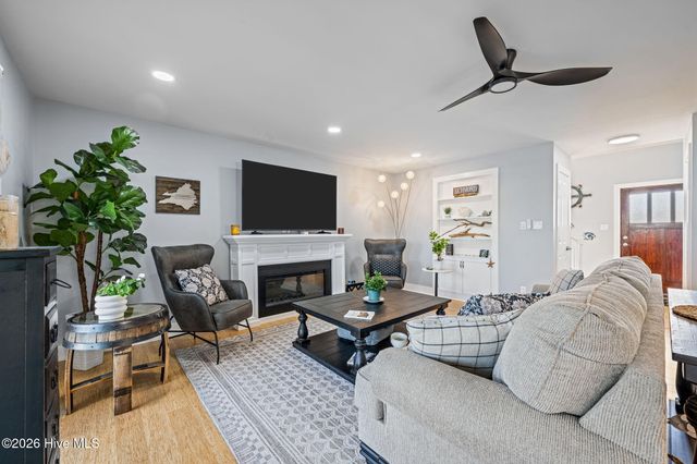 904 Coral Court, New Bern, NC 28560