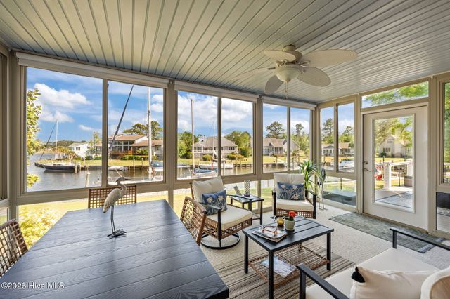 904 Coral Court, New Bern, NC 28560