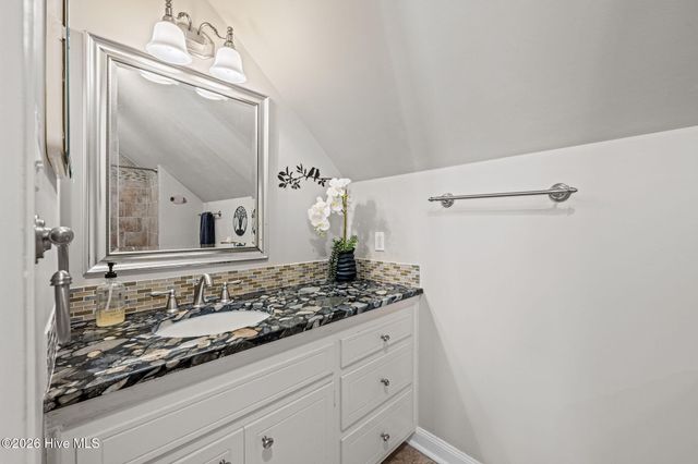 904 Coral Court, New Bern, NC 28560