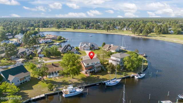 904 Coral Court, New Bern, NC 28560