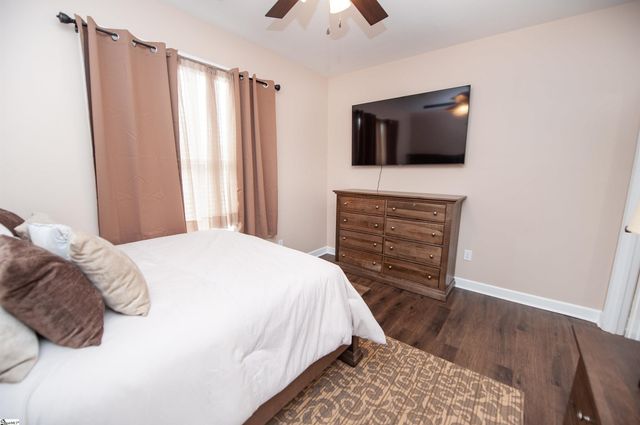 384 Cunningham Road, Woodruff, SC 29388