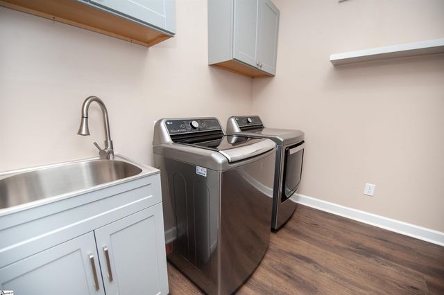 384 Cunningham Road, Woodruff, SC 29388