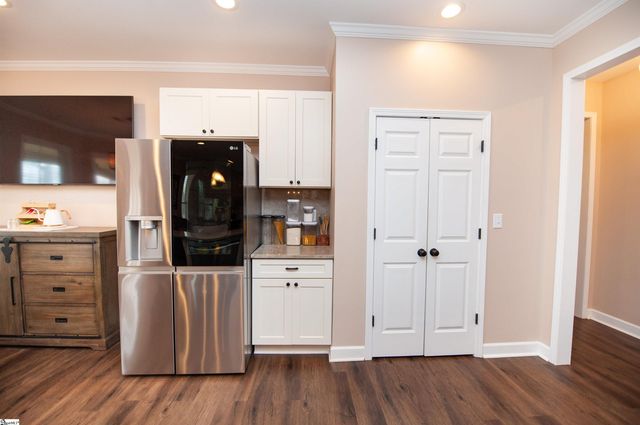 384 Cunningham Road, Woodruff, SC 29388