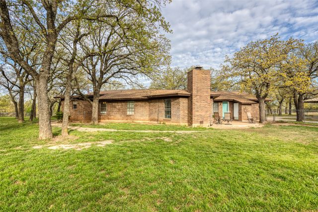243 County Road 3851, Poolville, TX 76487
