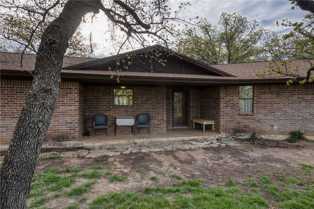 243 County Road 3851, Poolville, TX 76487