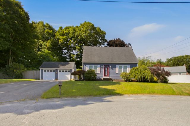 5 Beejay Ct, Warren, RI 02885