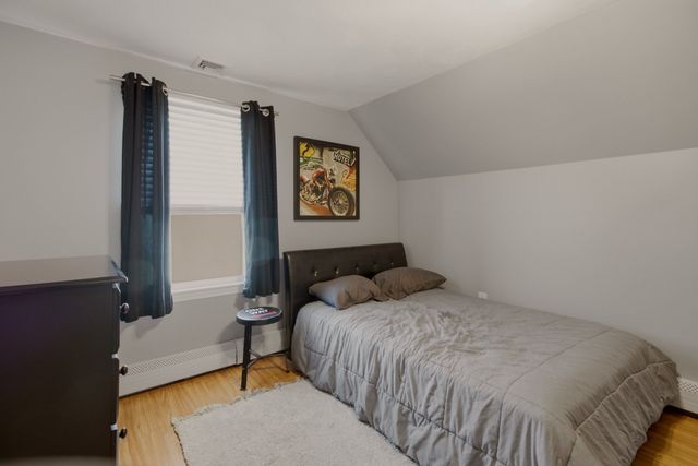 5 Beejay Ct, Warren, RI 02885