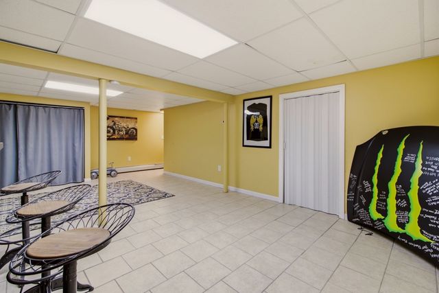 5 Beejay Ct, Warren, RI 02885