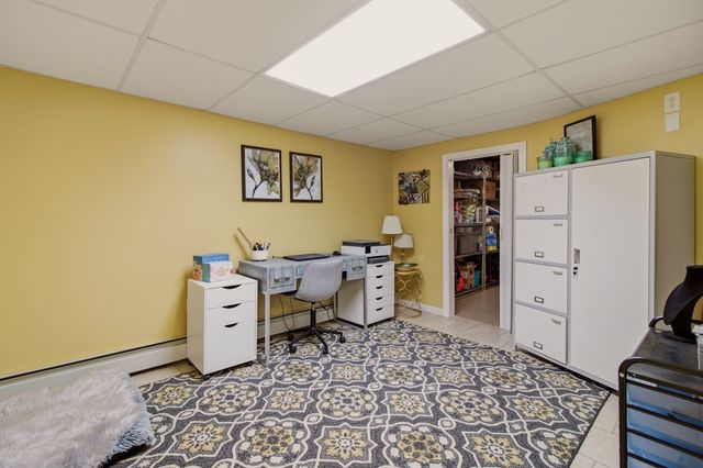 5 Beejay Ct, Warren, RI 02885
