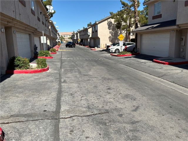 1310 Silver Sierra Street, Las Vegas, NV 89128